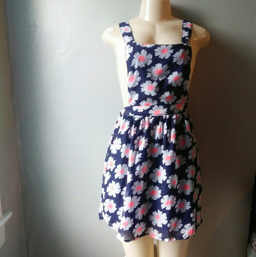 Rue21 Navy Blue Floral Dress
- Small